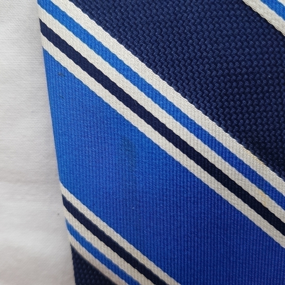 Talbots Men's Striped Silk Tie - Picture 6 of 7